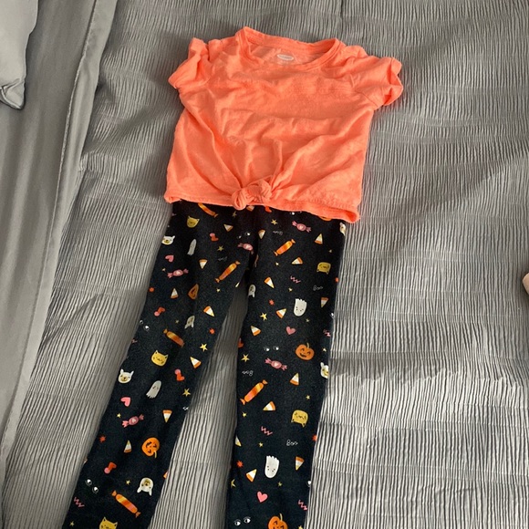 Halloween leggings and shirt for baby girl from old navy . Size 4T - Picture 1 of 4